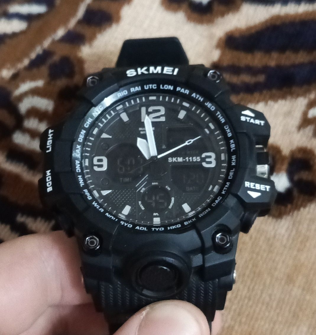 Продам часи SKMEI