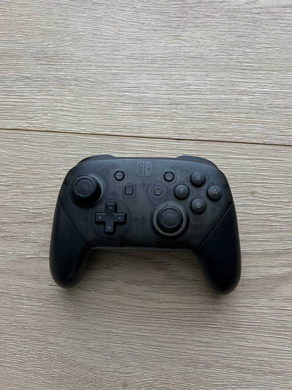 Nintendo Switch Pro Controller