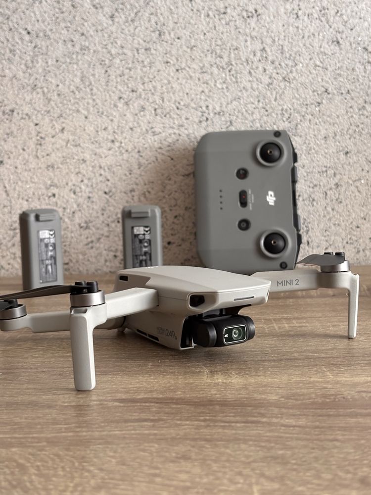 Dron Dji mini 2 fly more combo