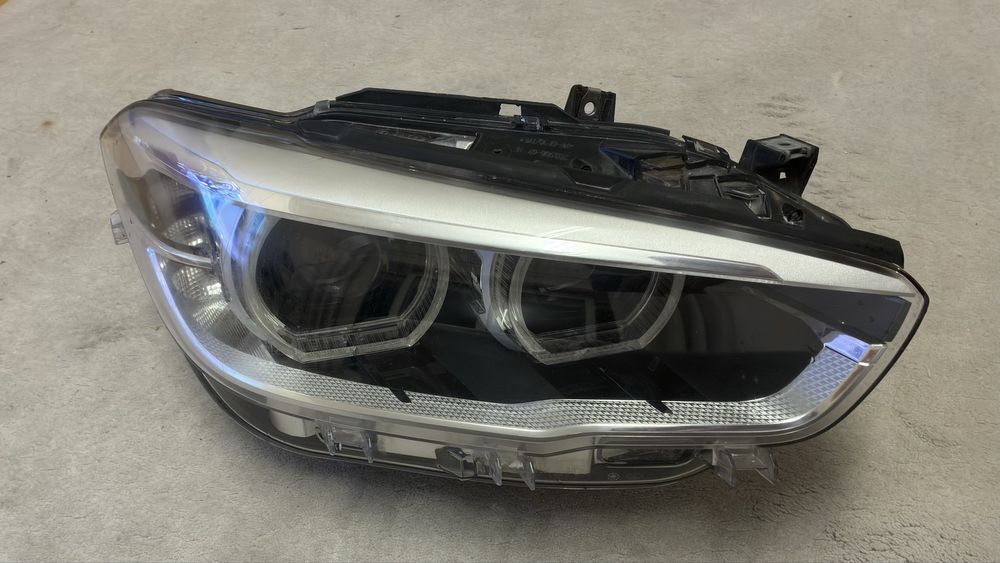 Farol / Otica Original Bmw Série 1 (lado direito)