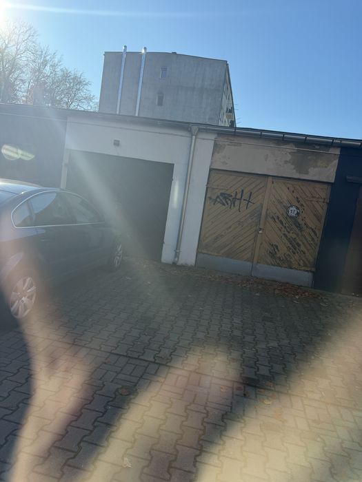 Garaz na wynajem 20 m2 z pradem