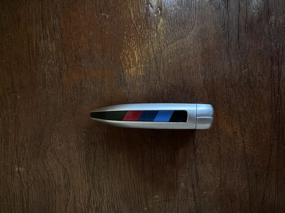 Obudowę kluczyka do samochodu BMW