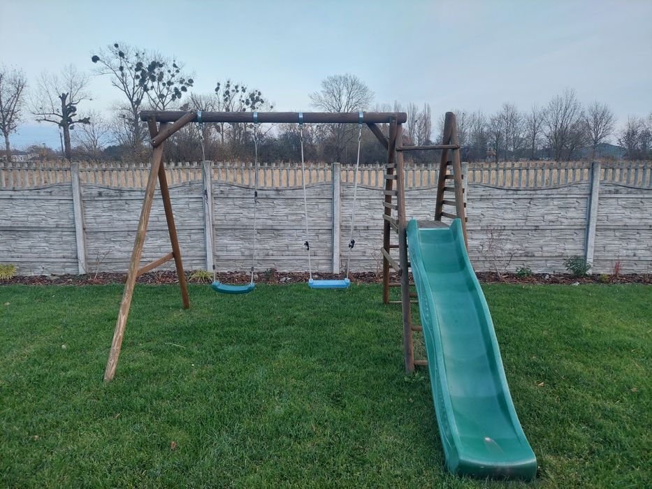 Huśtawka ze zjeżdżalnia