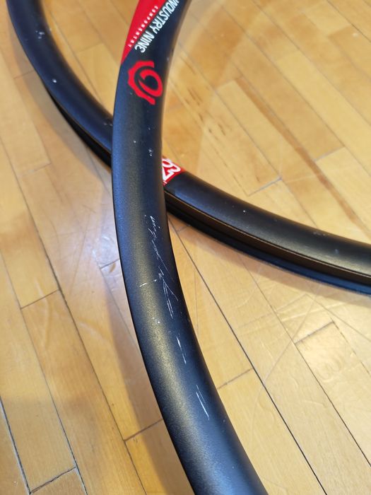 Obręcze Industry nine trail 29 tubeless dt Swiss