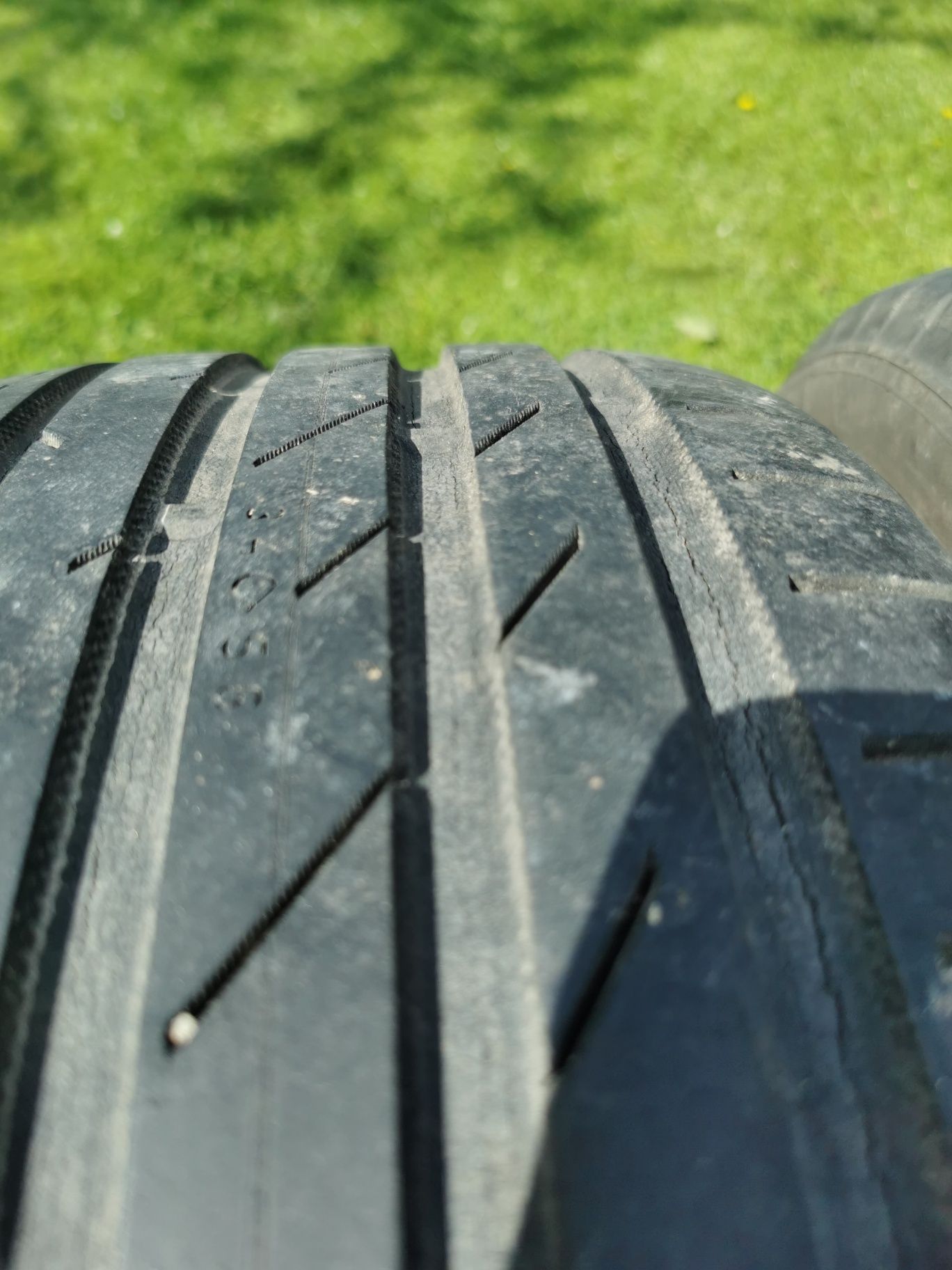 Opony letnie Nokian 225/45 r.17