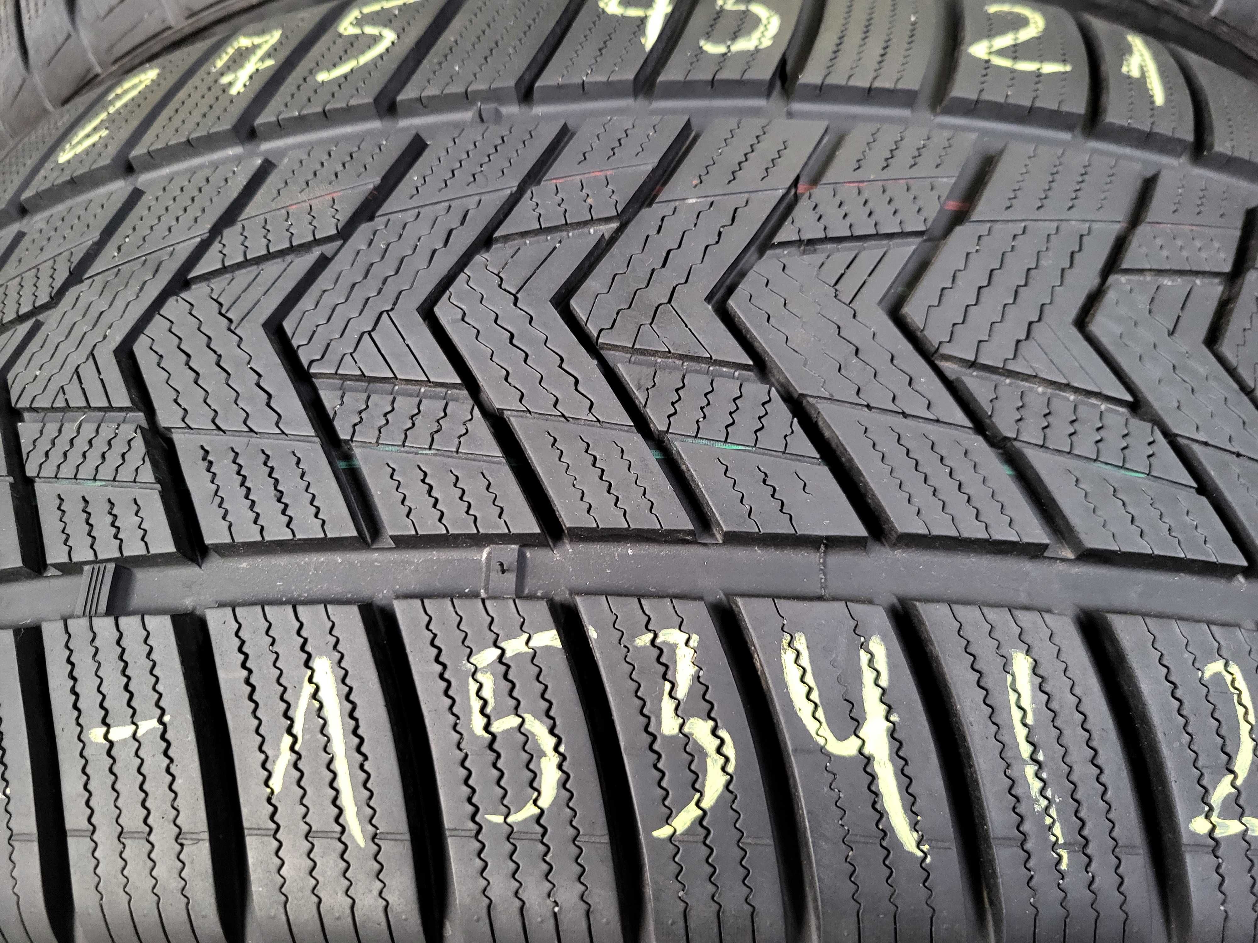 275/45r21 (Z1534/23)007 4szt 5mm X-Privilo S330 TRACMAX 20r ZIMOWE
