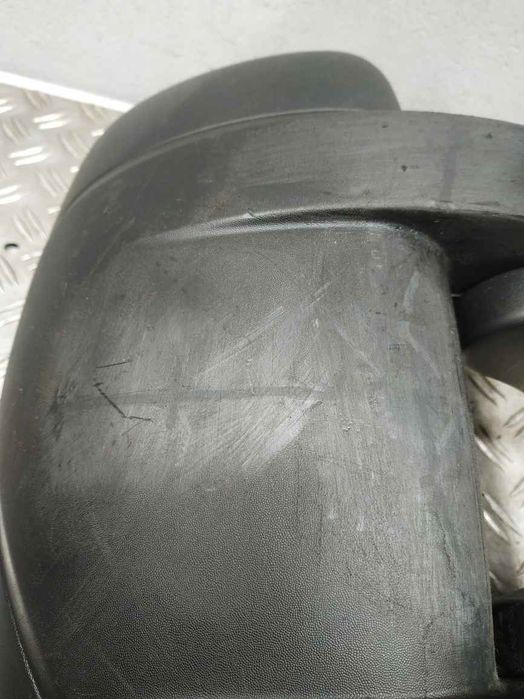 Renault (RVI) Master 3 10- Дзеркало R 9pin ZE0857 963010146R