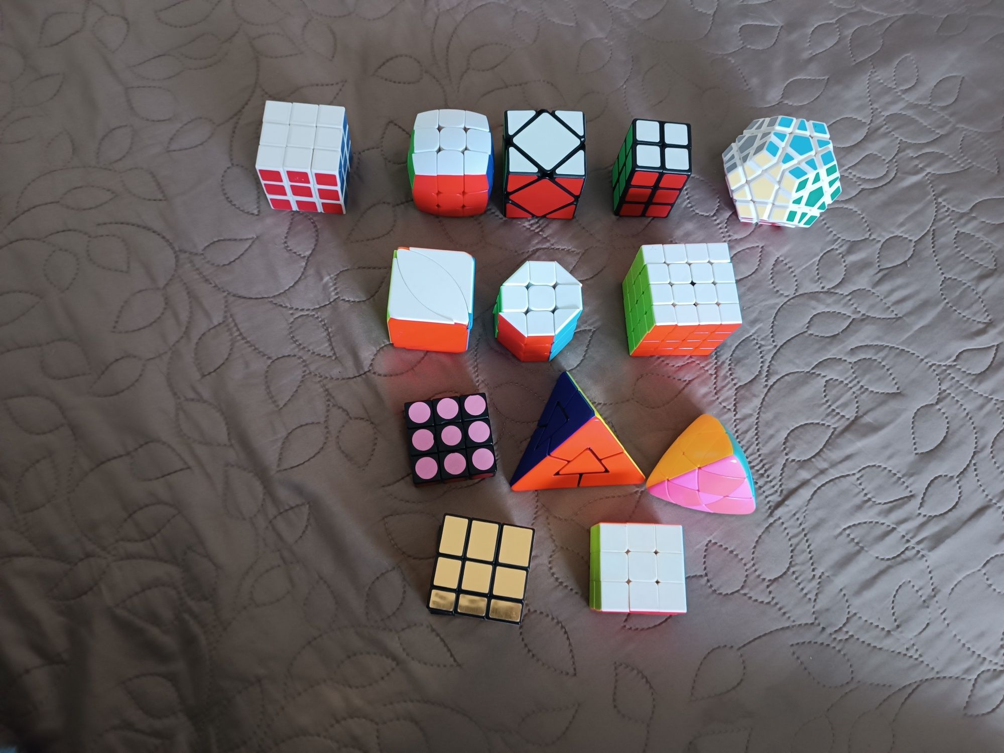 Продам кубики Рубики