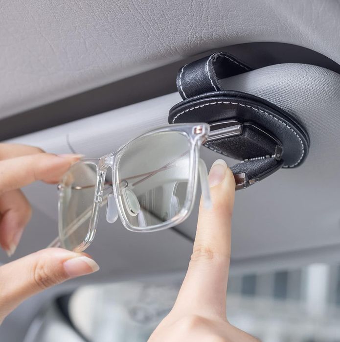 Dla uchwytu na okulary przeciwsłoneczne Fiat