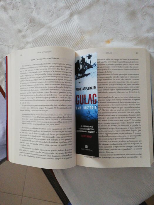 Livro Gulag - uma história