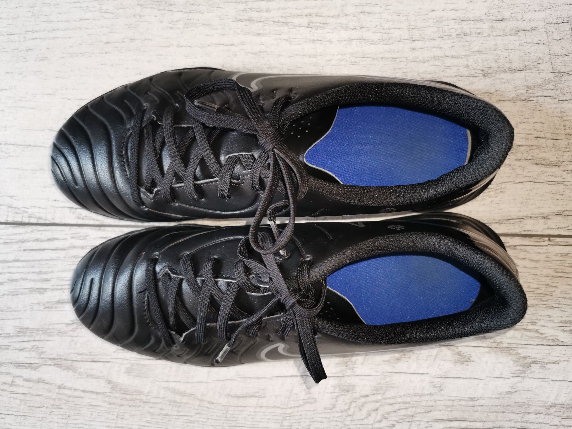 Buty piłkarskie Nike Tiempo Legend 10 Club rozm. 40