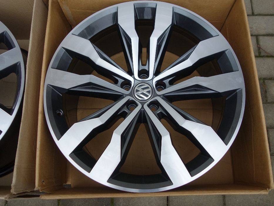 Felgi VW TOUARE R-LINE 21'' Nowy Model Oryginalne!!