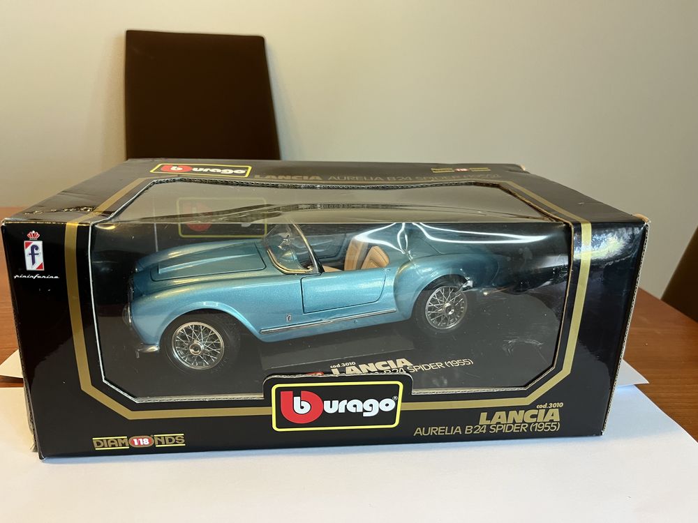 Burago - Lancia Aurelia B24 Spider (1955) 1:18 Azul - Diecast