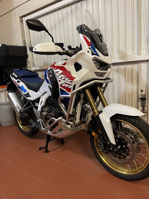 Honda Africa Twin DCT Big Tank 2025 - apenas 1700Kms