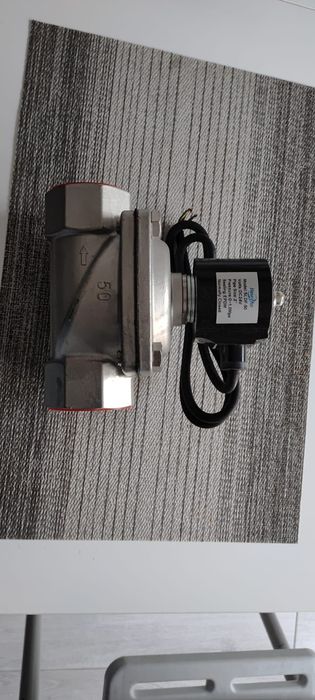 Elektrozawor dwu calowy