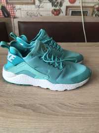 Жіночі кросівки Nike air huarache 40.5 р.