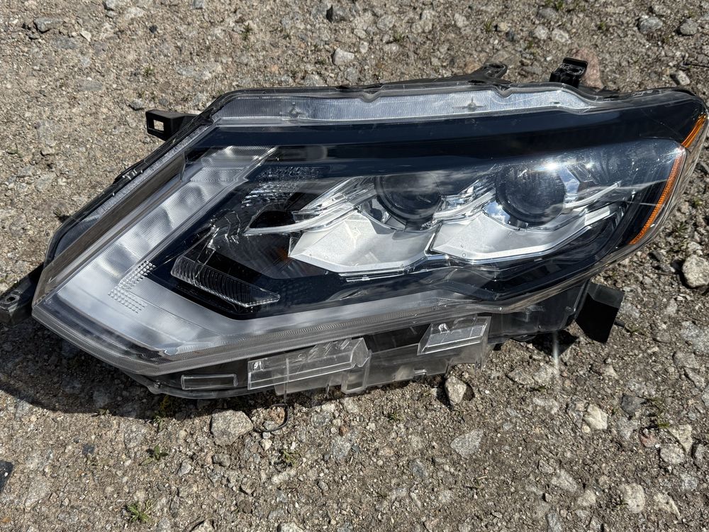 Фари nissan rogue  fullled рестайл аналог бу