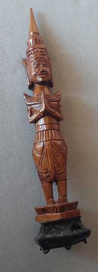 Figura Buda em madeira