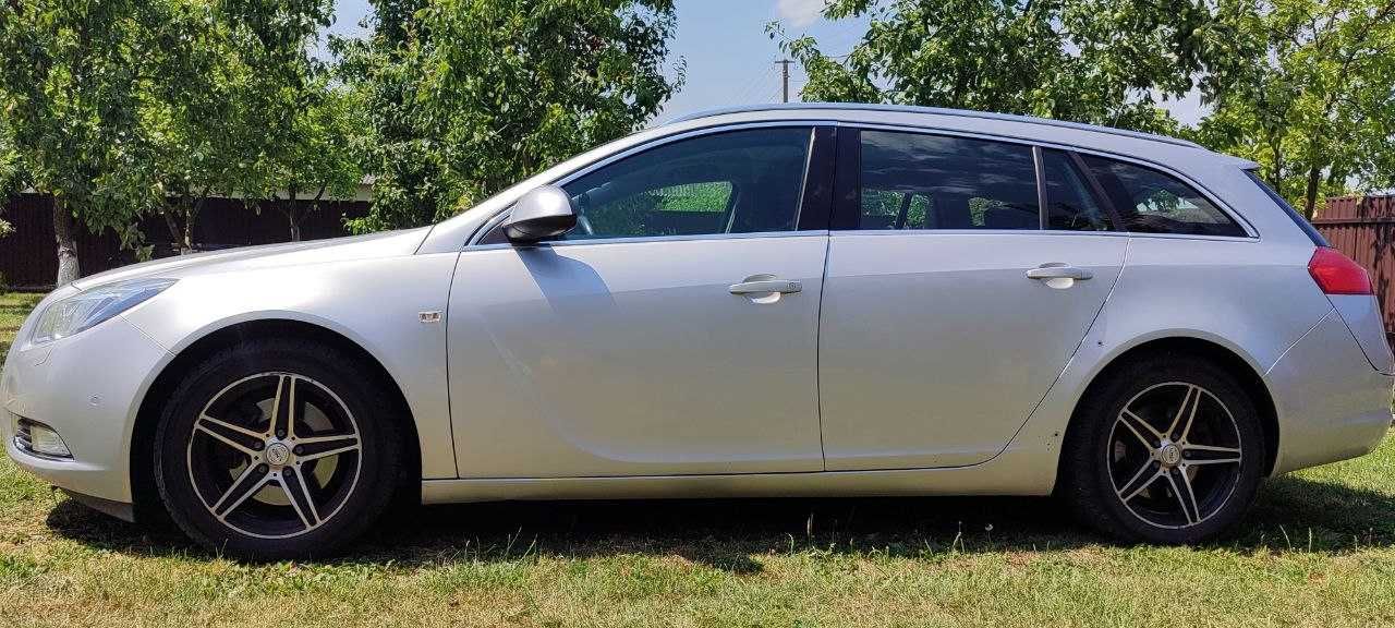 Продам Opel Insignia