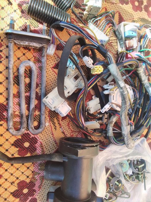 Запчастини до машинки lG автомат