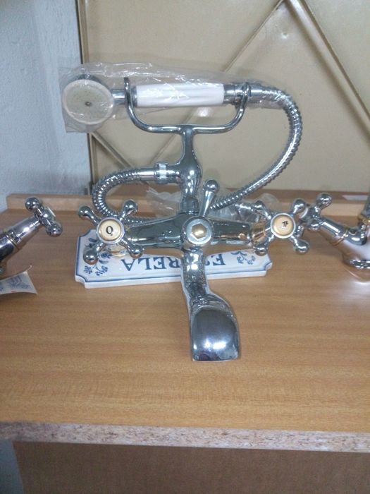 Misturadora casa de banho e cozinha