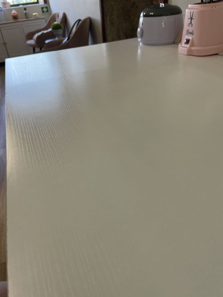Mesa Branca Escritório