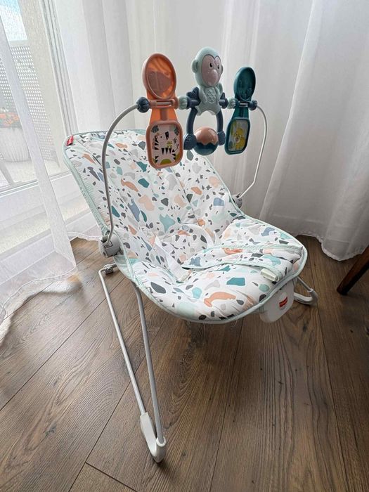 Fisher Price Leżaczek Bujaczek dla niemowląt  pastelowy GWD38