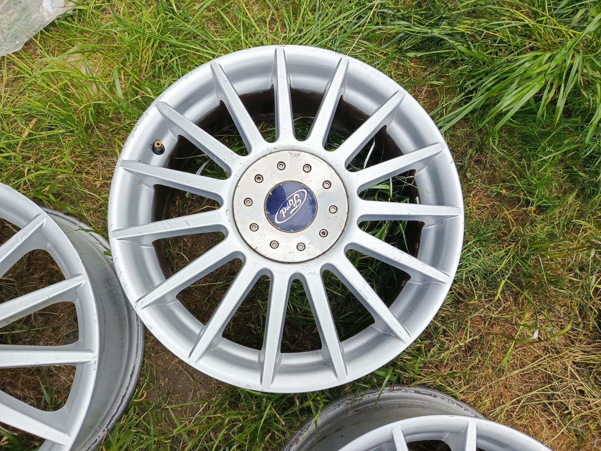 Sprzedam oryginalne alufelgi do Forda 4x108 r17