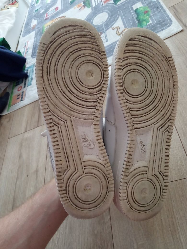 Buty uniwersalne Nike Air Force 1, rozmiar 43