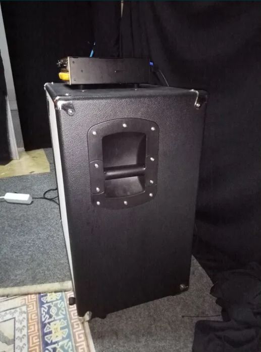 Fender Rumble 410 Cabinet (coluna de baixo)