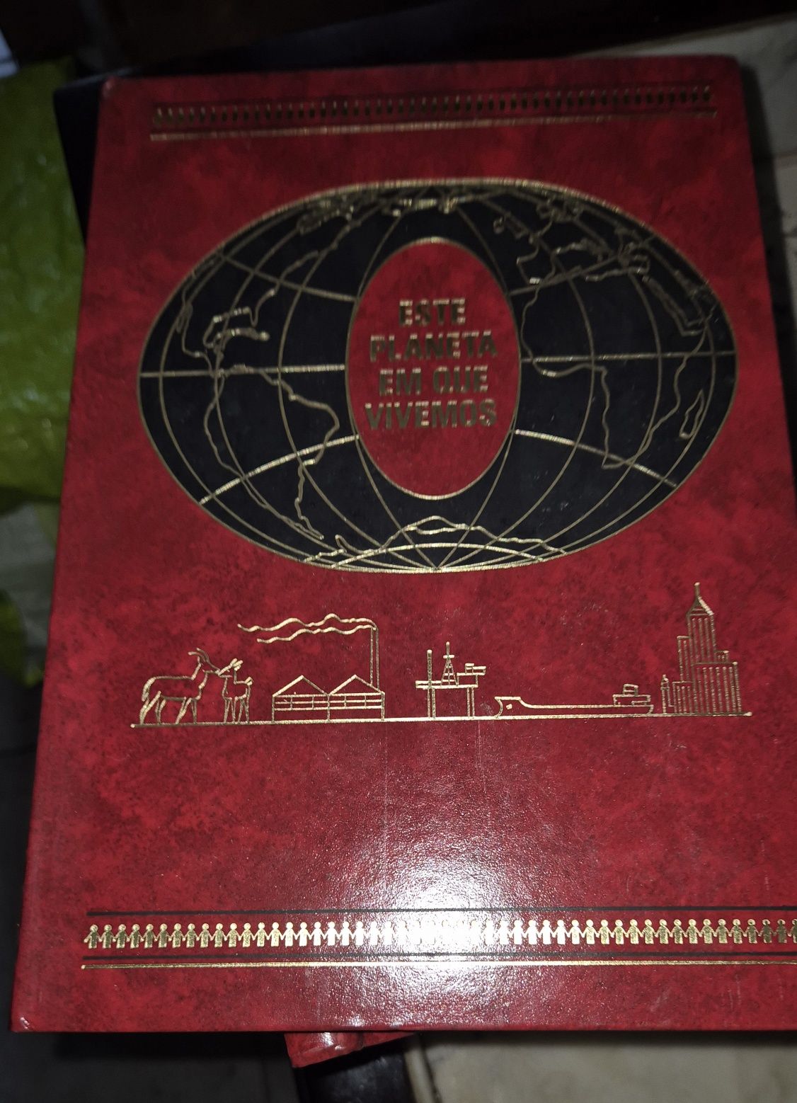 "Este planeta em que vivemos" - 8 vol.