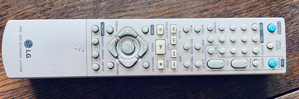 USZKODZONA nagrywarka LG RH200MH - HDD Recorder + pilot do niej