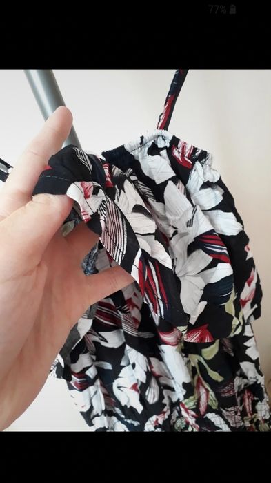 Długa sukienka na ramiączkach w kwiaty maxi z falbaną rozmiar S/M