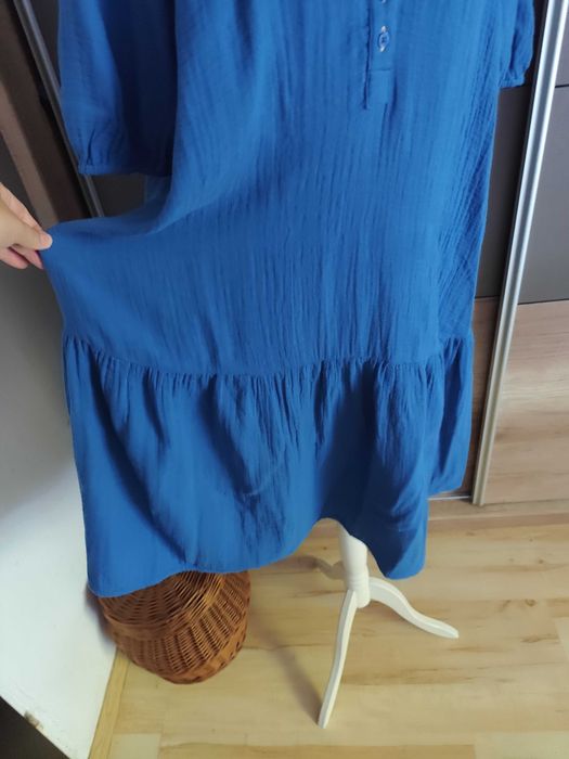 Luźna niebieska sukienka r.44/46