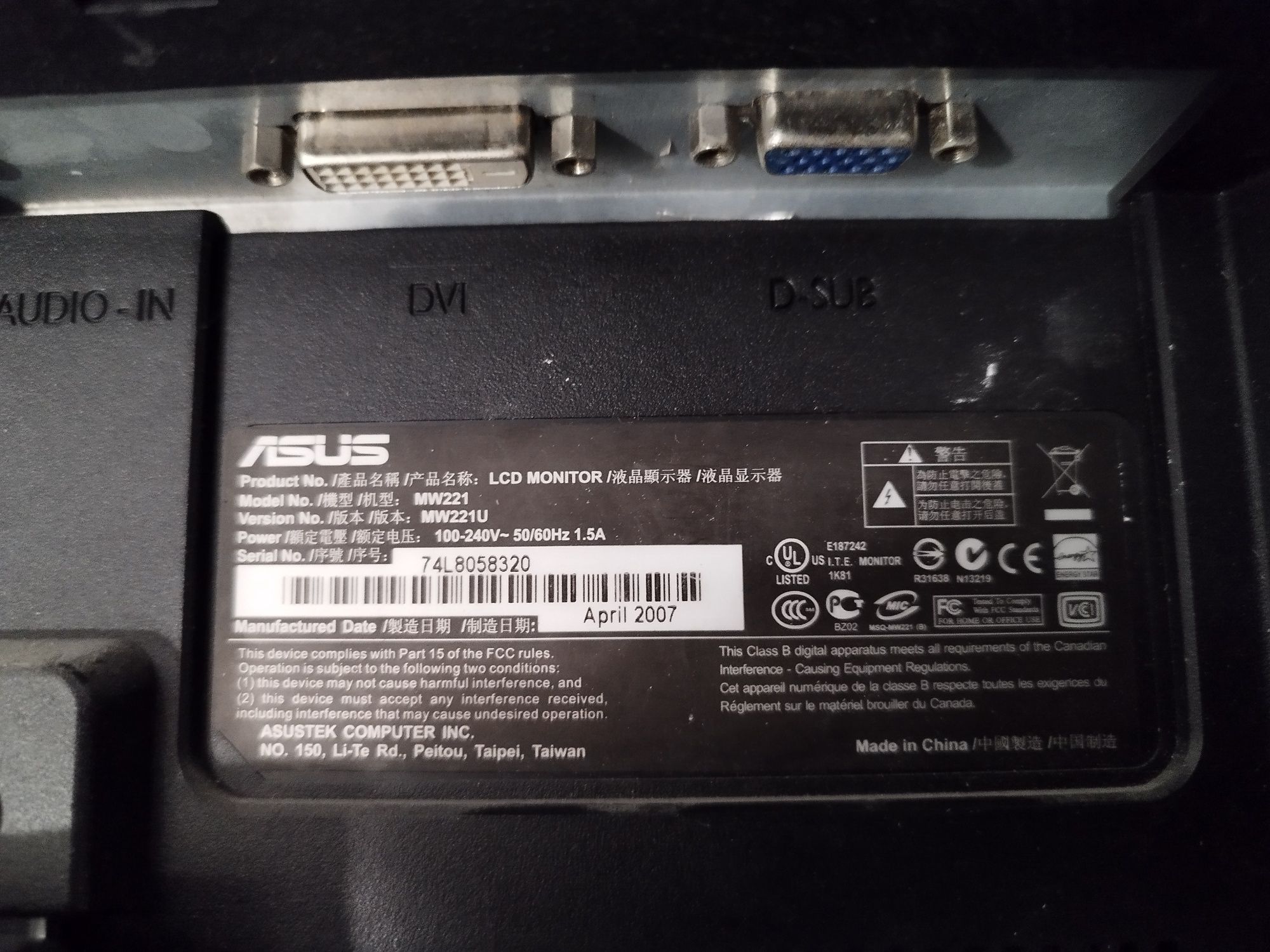 monitor Asus 22 cale