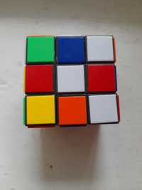 кубик рубика -игрушка