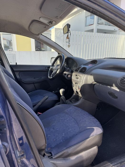 Peugeot 206  1.1
