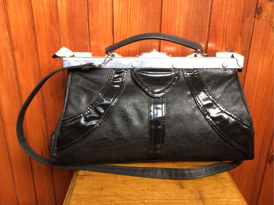 Сумка саквояж  вис. 18см..