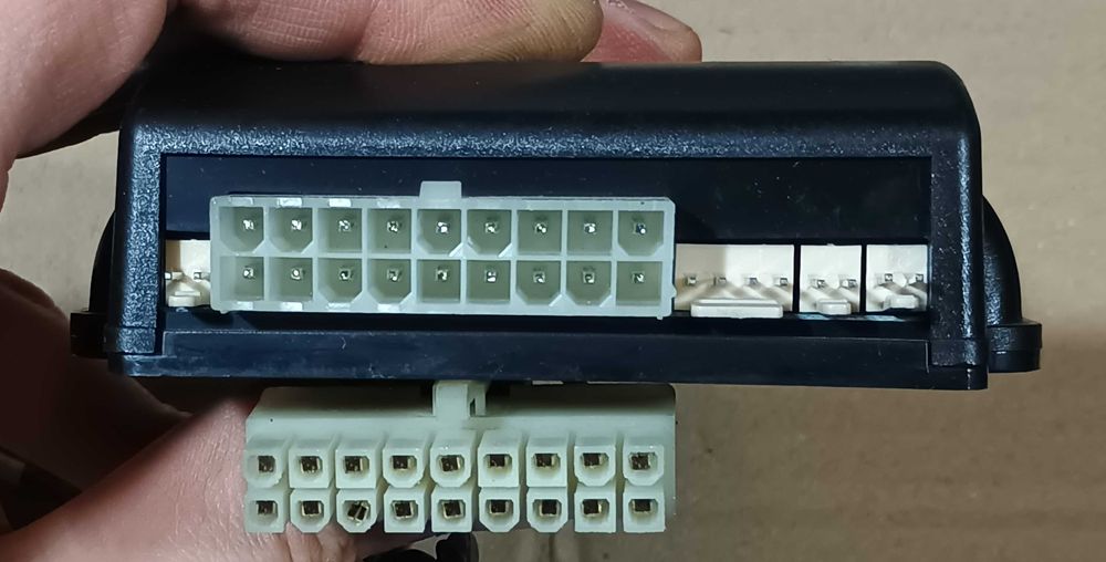 Протиугінна система (автосигналізація) Altonika Guard GT-26