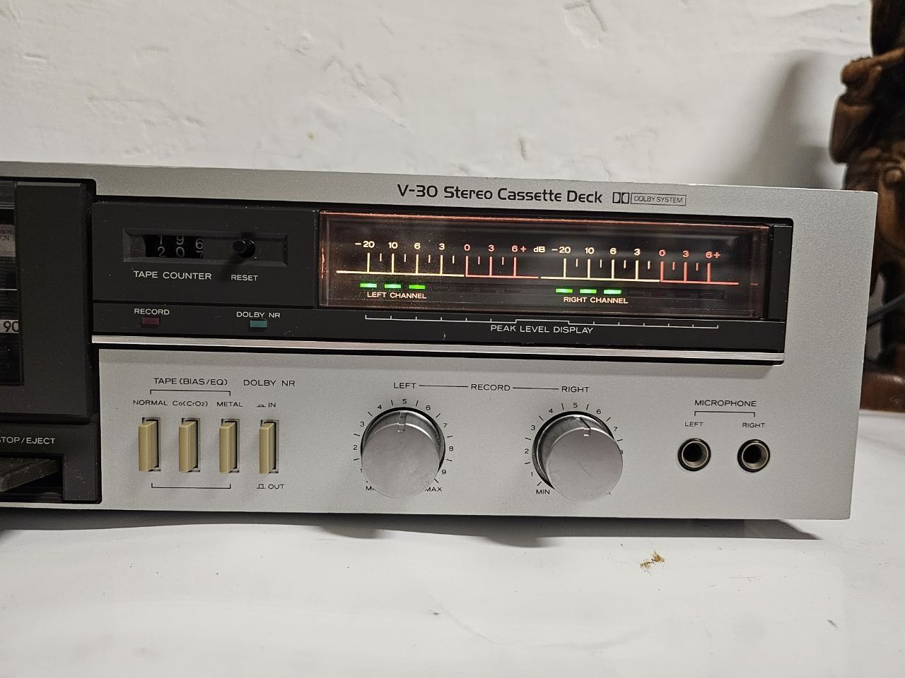Magnetofon kasetowy Teac V-30, Japan