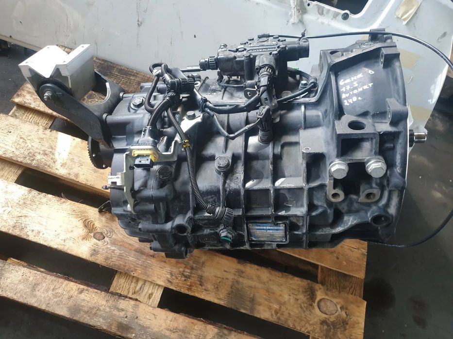 SKRZYNIA BIEGÓW AUTOMAT 6AS800 GAMA D 240