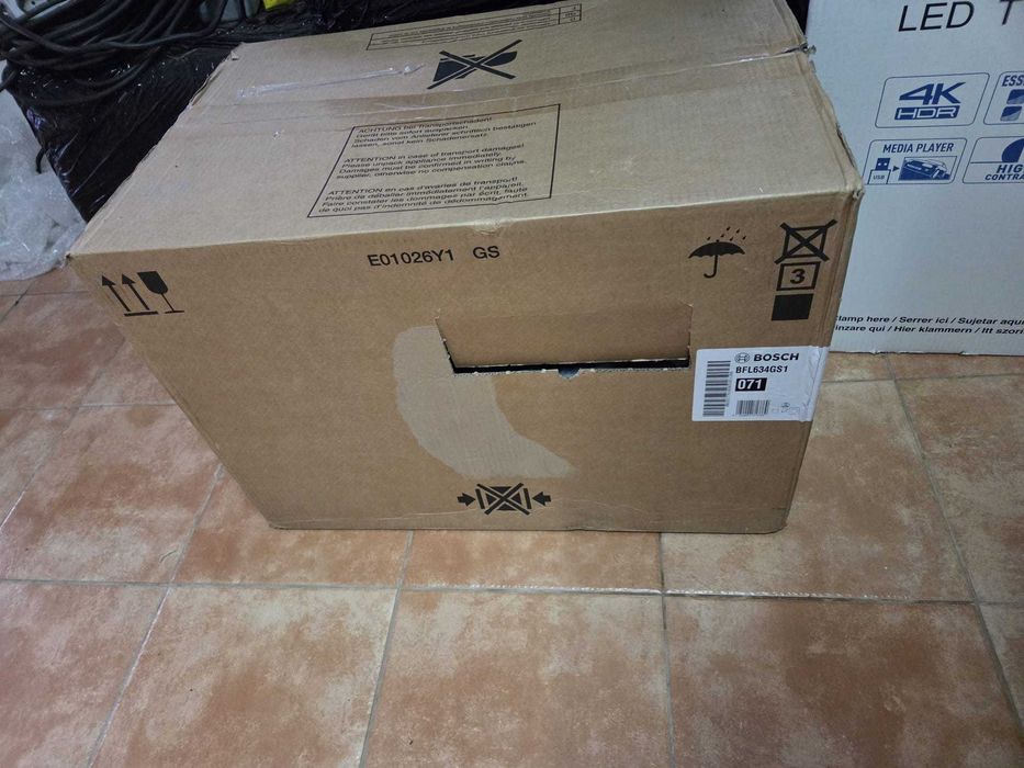 Micro ondas Bosch Serie 8 BFL634GS1900W