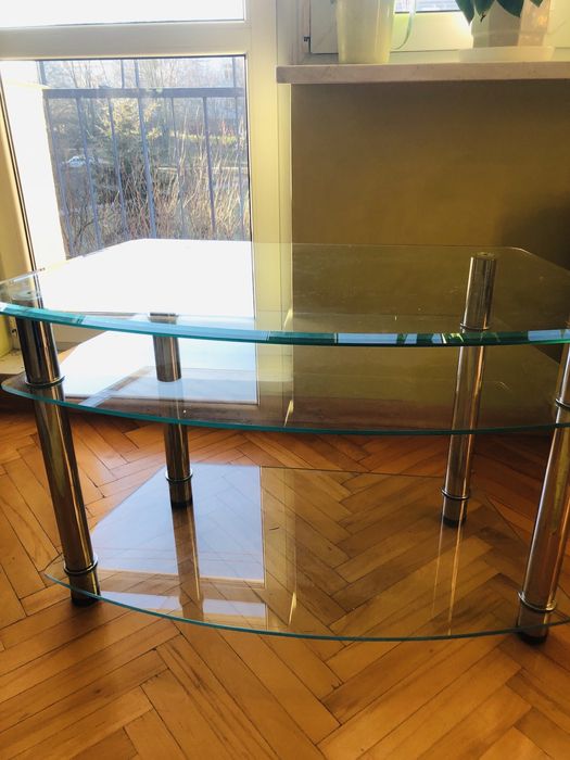 Stolik szklany pod telewizor