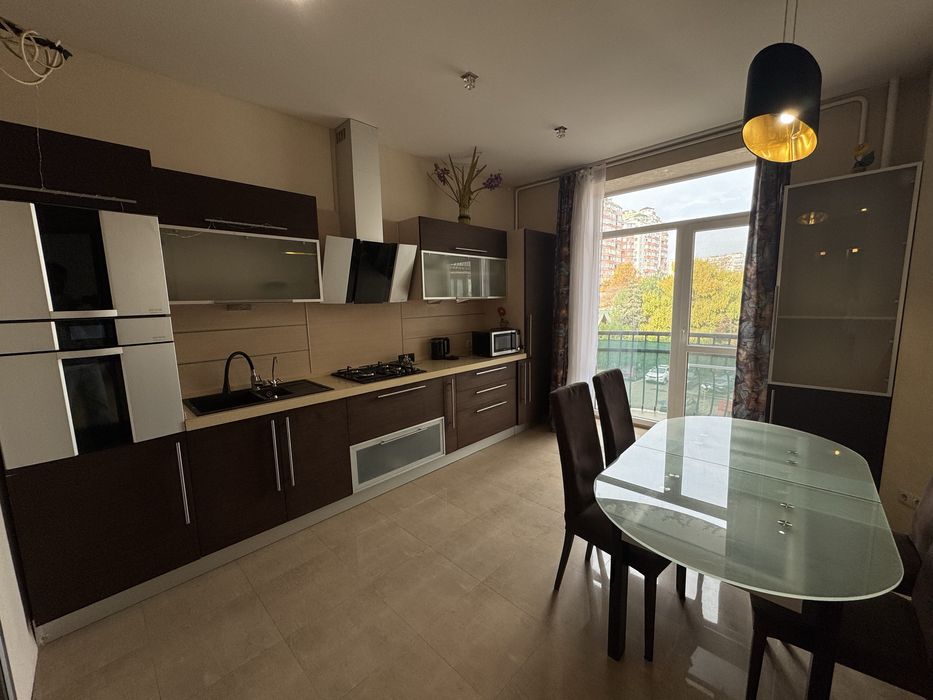 Сдам квартиру 4 комнаты 136 метров Педагогический переулок