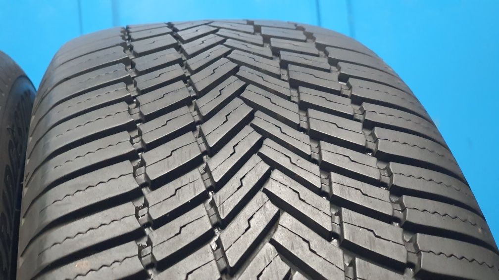 225/60 R18 Markowe opony całoroczne Bridgestone ! Rok 2020