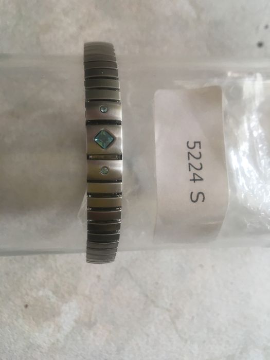 Pulseiras novas (continuacao)