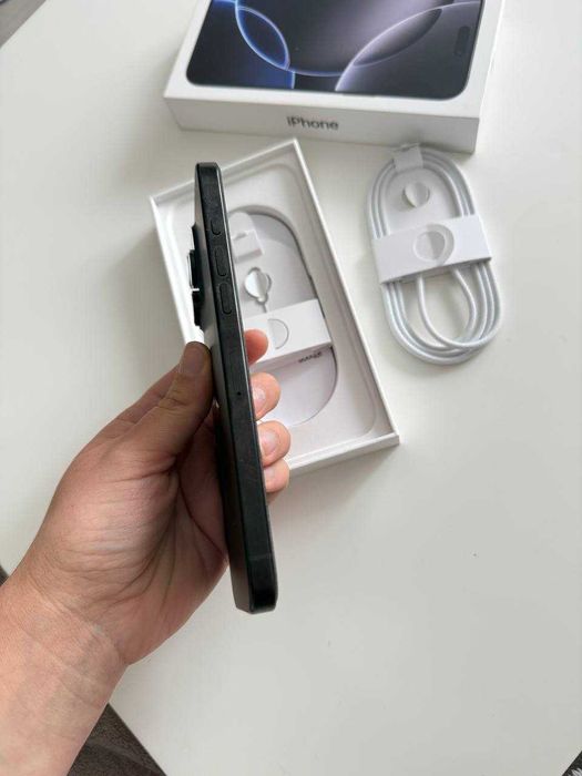 iPhone 16Pro MAX 512GB.