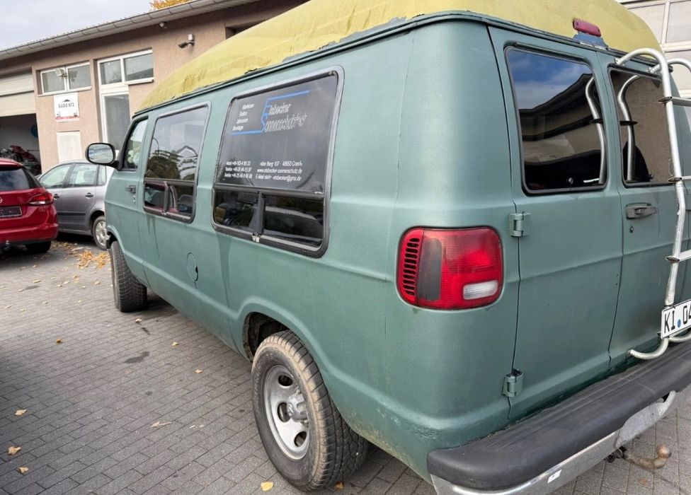DODGE 5.2 V8 Ram 1500 Van Conversion Kamper LPG świeżo sprowadzony