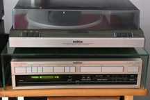 Revox  (wzmacniacz B150 + gramofon tangencjalny/styczny B795)