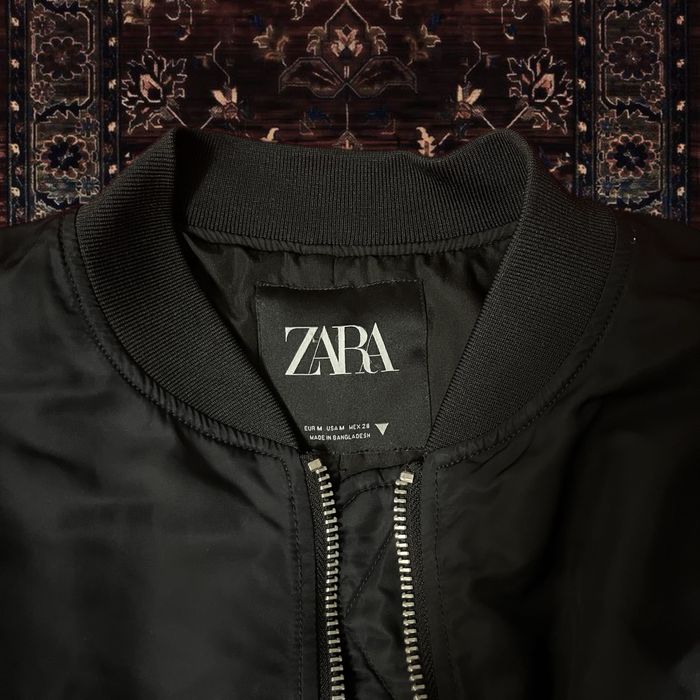Бомбер від Zara новий